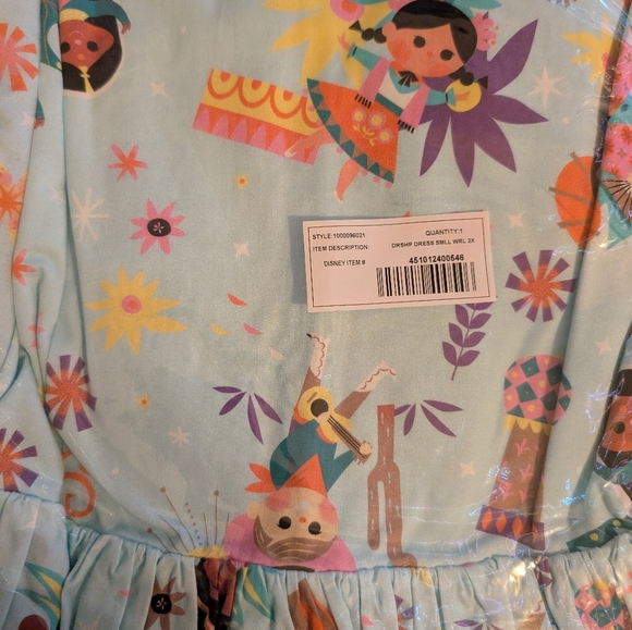 Disney it's a small world Dress for Women 2X 24/26 NWT! STILL IN PLASTIC!! - Picture 6 of 6